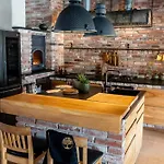 Uelase Riverside Lodge, Rural Retreat For 20 Guests, Private Smoke Sauna Available, Estonia Vikendica *