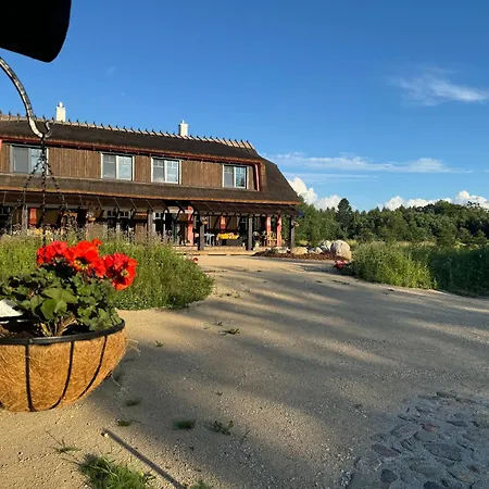 Uelase Riverside Lodge, Rural Retreat For 20 Guests, Private Smoke Sauna Available, Estonia * Lohu