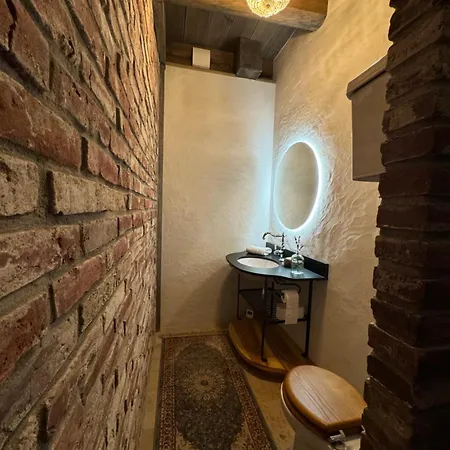 Uelase Nature Sleeps 20 And Optional Smoke Sauna