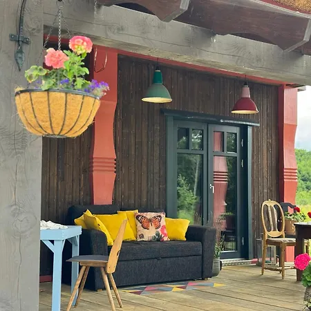 Uelase Riverside Sleeps 20 And Optional Smoke Sauna بيت للعطل Lohu