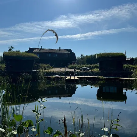 Uelase Riverside Sleeps 20 And Optional Smoke Sauna Lohu