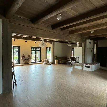 Uelase Riverside Lodge, Rural Retreat For 20 Guests, Private Smoke Sauna Available, Estonia