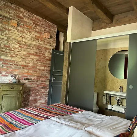 Uelase Nature Sleeps 20 And Optional Smoke Sauna * Lohu
