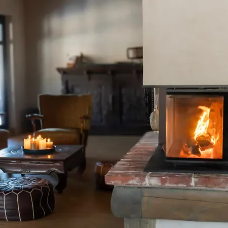 Uelase Riverside Lodge, Rural Retreat For 20 Guests, Private Smoke Sauna Available, Estonia Semesterbostad Lohu