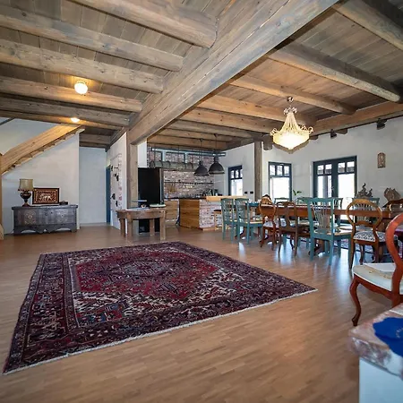 Uelase Riverside Lodge, Rural Retreat For 20 Guests, Private Smoke Sauna Available, Estonia *
