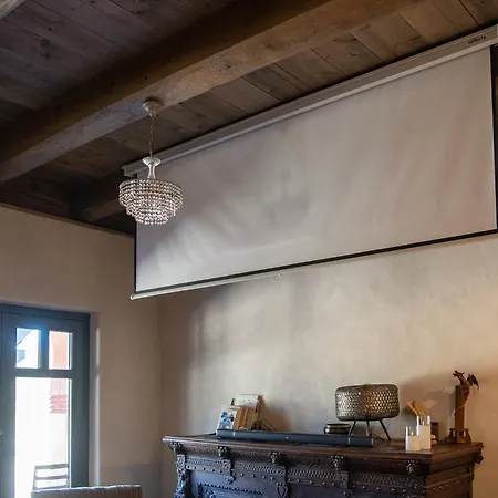 Uelase Riverside Lodge, Rural Retreat For 20 Guests, Private Smoke Sauna Available, Estonia *