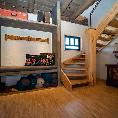 Uelase Riverside Lodge, Rural Retreat For 20 Guests, Private Smoke Sauna Available, Estonia *