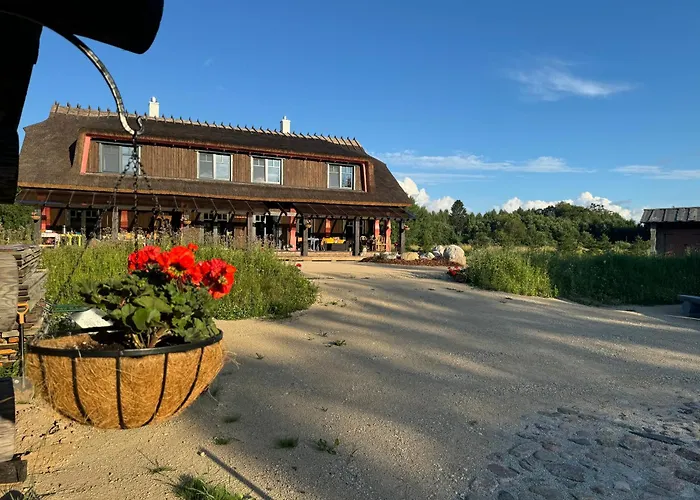 Uelase Riverside Sleeps 20 And Optional Smoke Sauna * Lohu