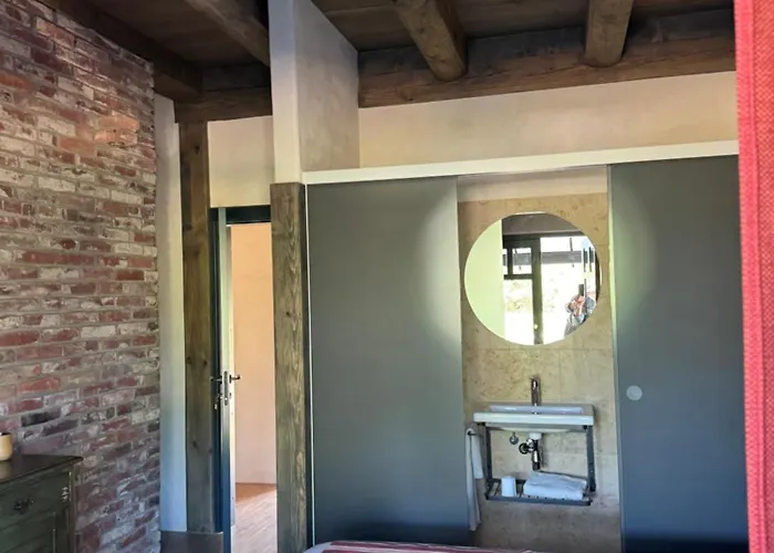 Uelase Riverside Sleeps 20 And Optional Smoke Sauna *