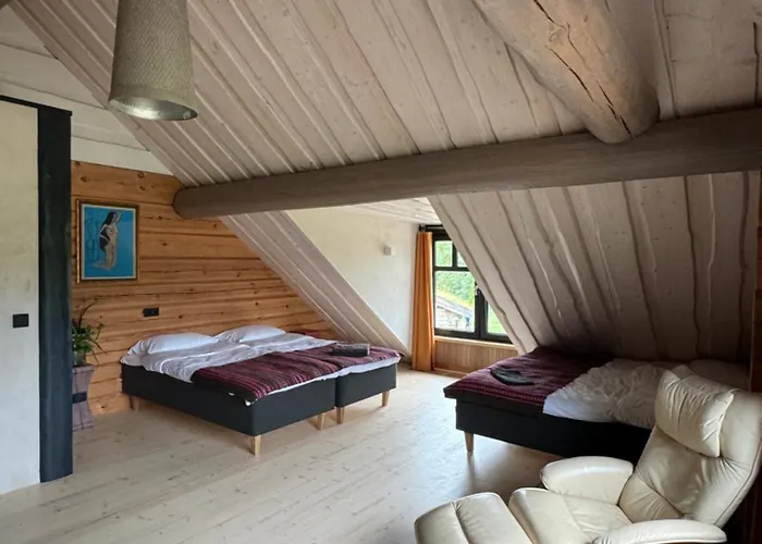 度假居 Uelase Riverside Sleeps 20 And Optional Smoke Sauna *