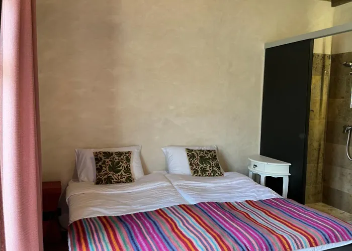 Uelase Riverside Sleeps 20 And Optional Smoke Sauna Semesterbostad