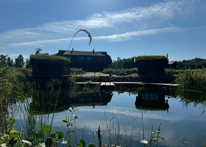 Uelase Riverside Sleeps 20 And Optional Smoke Sauna Lohu