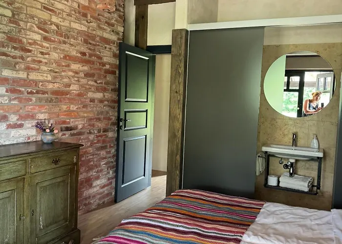 Uelase Riverside Sleeps 20 And Optional Smoke Sauna Semesterbostad *