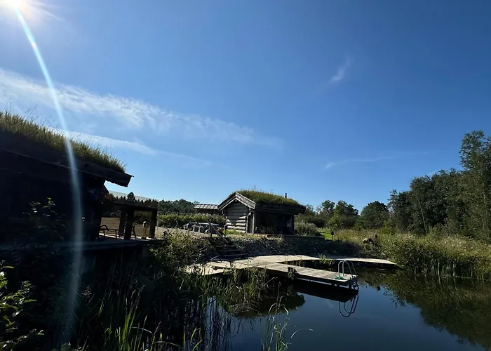 Semesterbostad Uelase Riverside Sleeps 20 And Optional Smoke Sauna Lohu